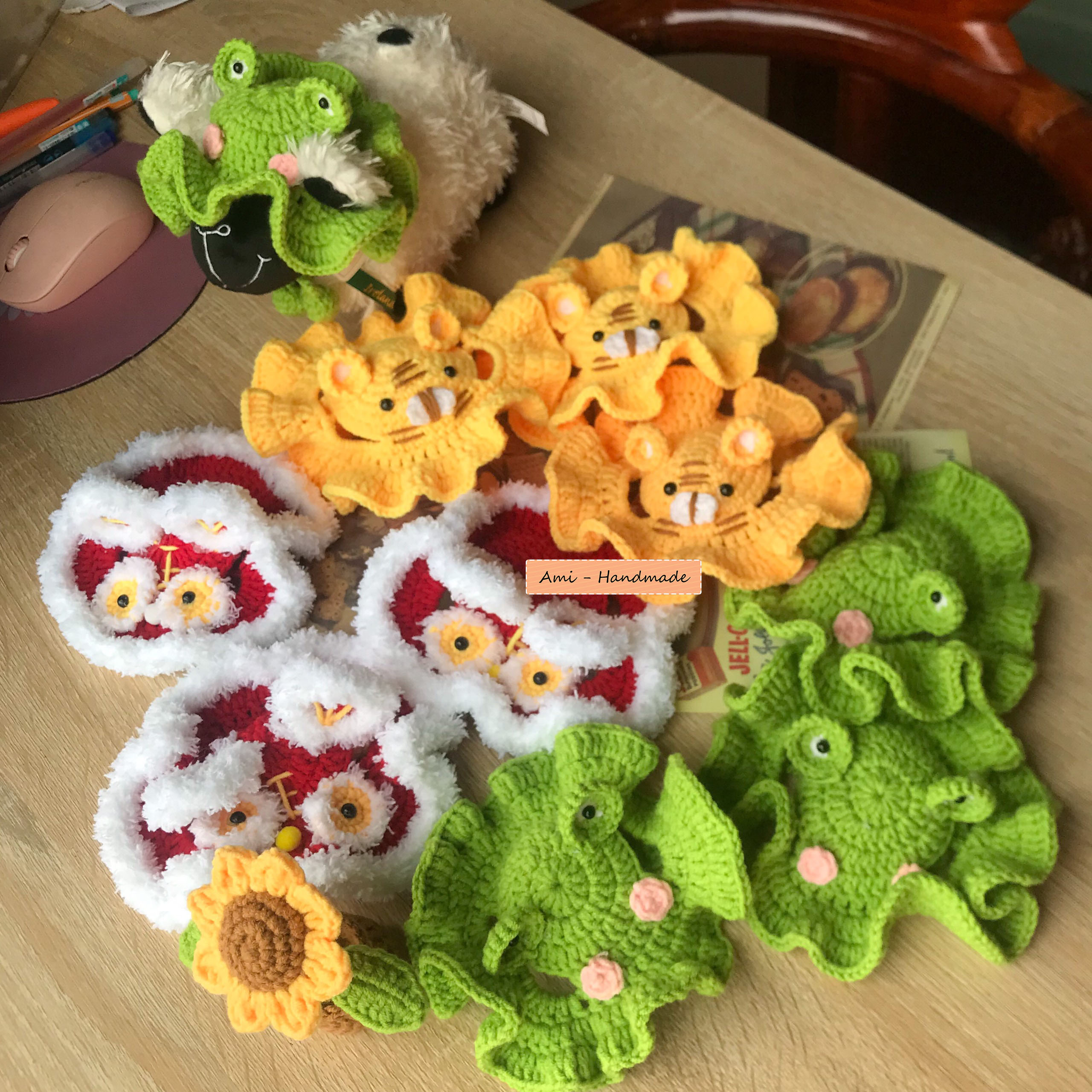 Mũ len ếch tai bèo cho chó, mèo (Sản phẩm len Handmade)