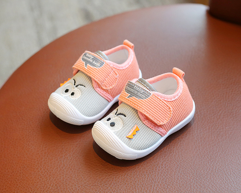 Giày cho bé trai bé gái mới biết đi. Giày có kèn cho bé. Giày đẹp cho bé 6-36 tháng. Giày cao cấp cho bé. Giày dễ thương cho bé. My little boss