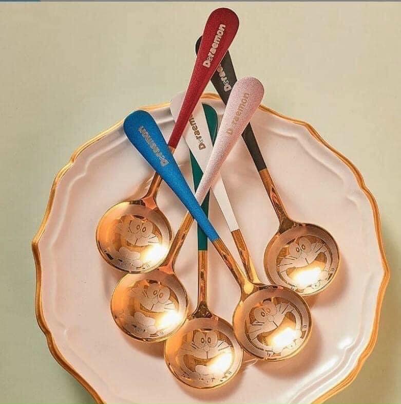 SET 4 THÌA DOREMON
