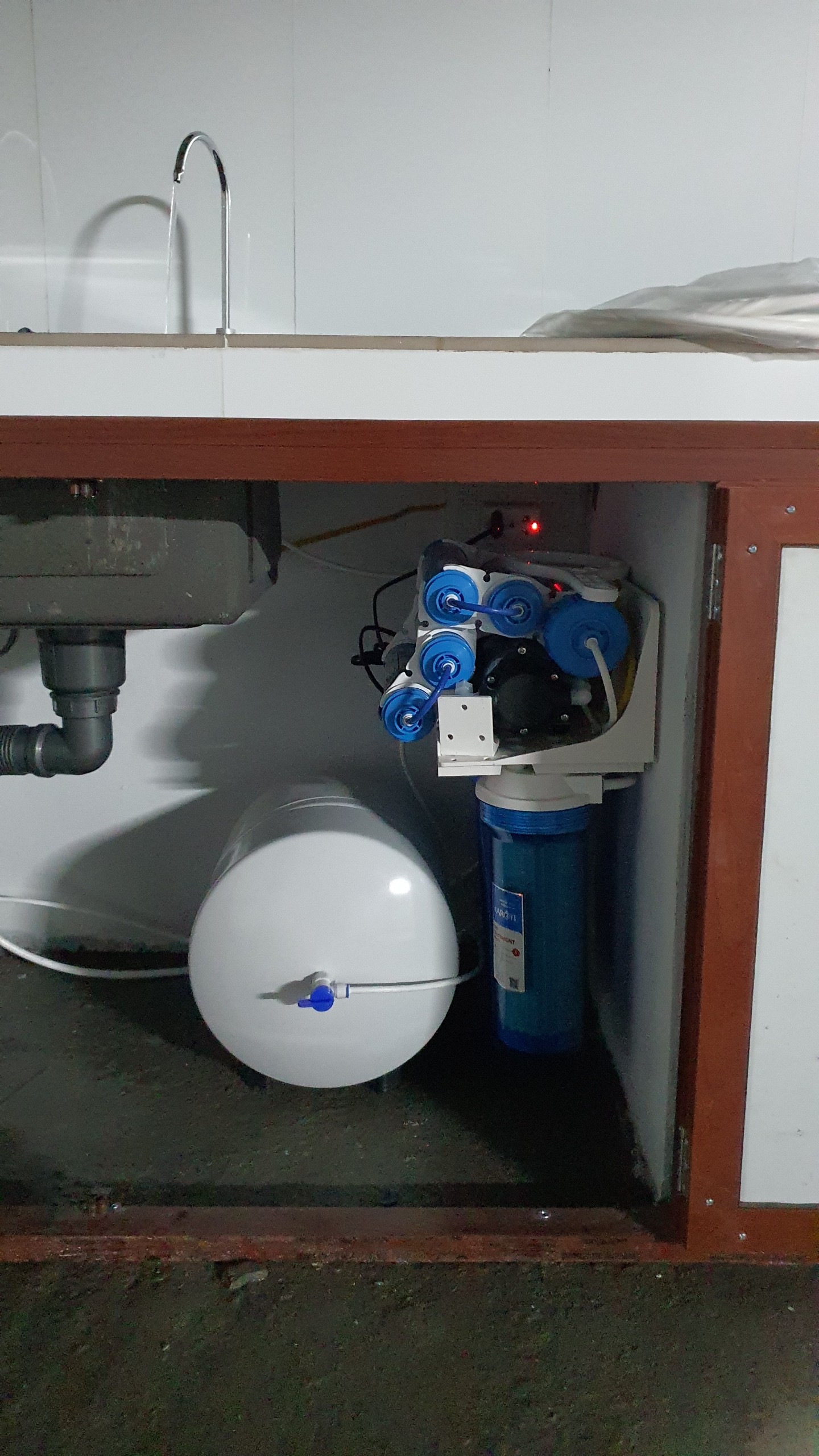 MÁY LỌC NƯỚC KHÔNG TỦ KAROFI KT-ERO80