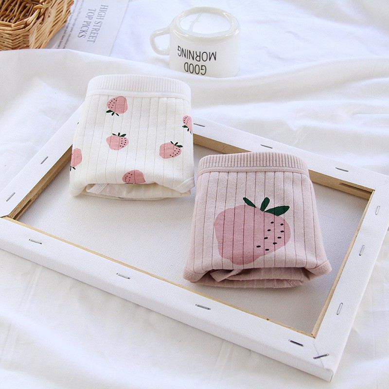 Quần Lót Cotton Co Dãn 4 Chiều Dâu Cute 671