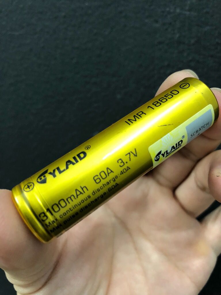 Pin sạc 18650 CYLAID 3100mAh 60A ( Pin vàng)