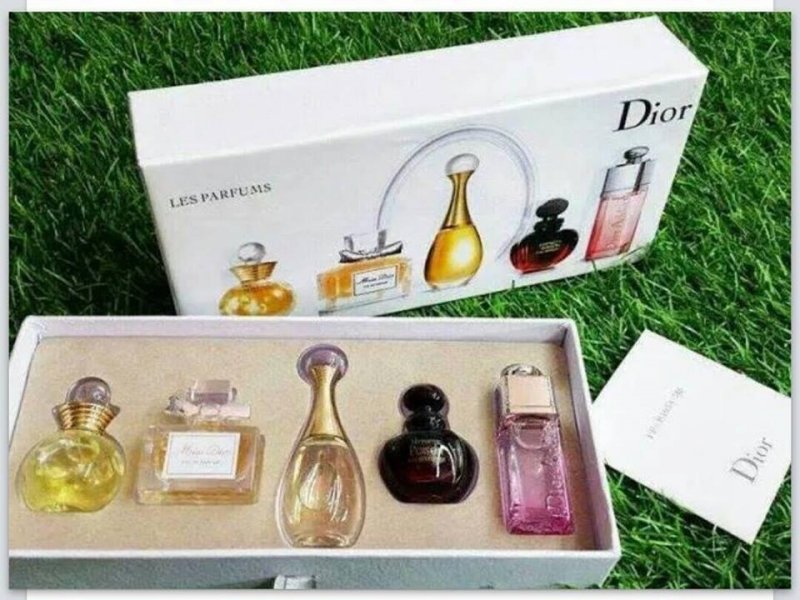 Set nước hoa dior 5 chai mini cho phái nữ