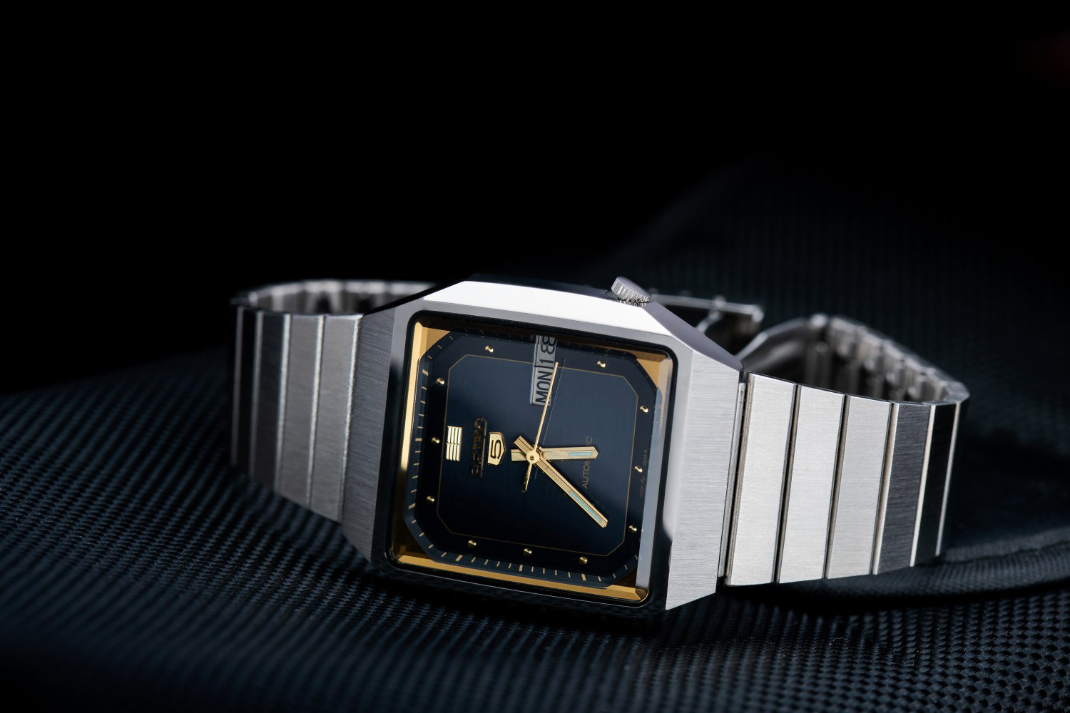 [ ĐỒNG HỒ NHẬT MÁY CƠ ] {LAZADA ĐỒNG HỒ HÀNG HIỆU } Đồng Hồ Cơ Nam Seiko Automatic Chém Cạnh Full Box { Bán buôn sk orient patek seiko}