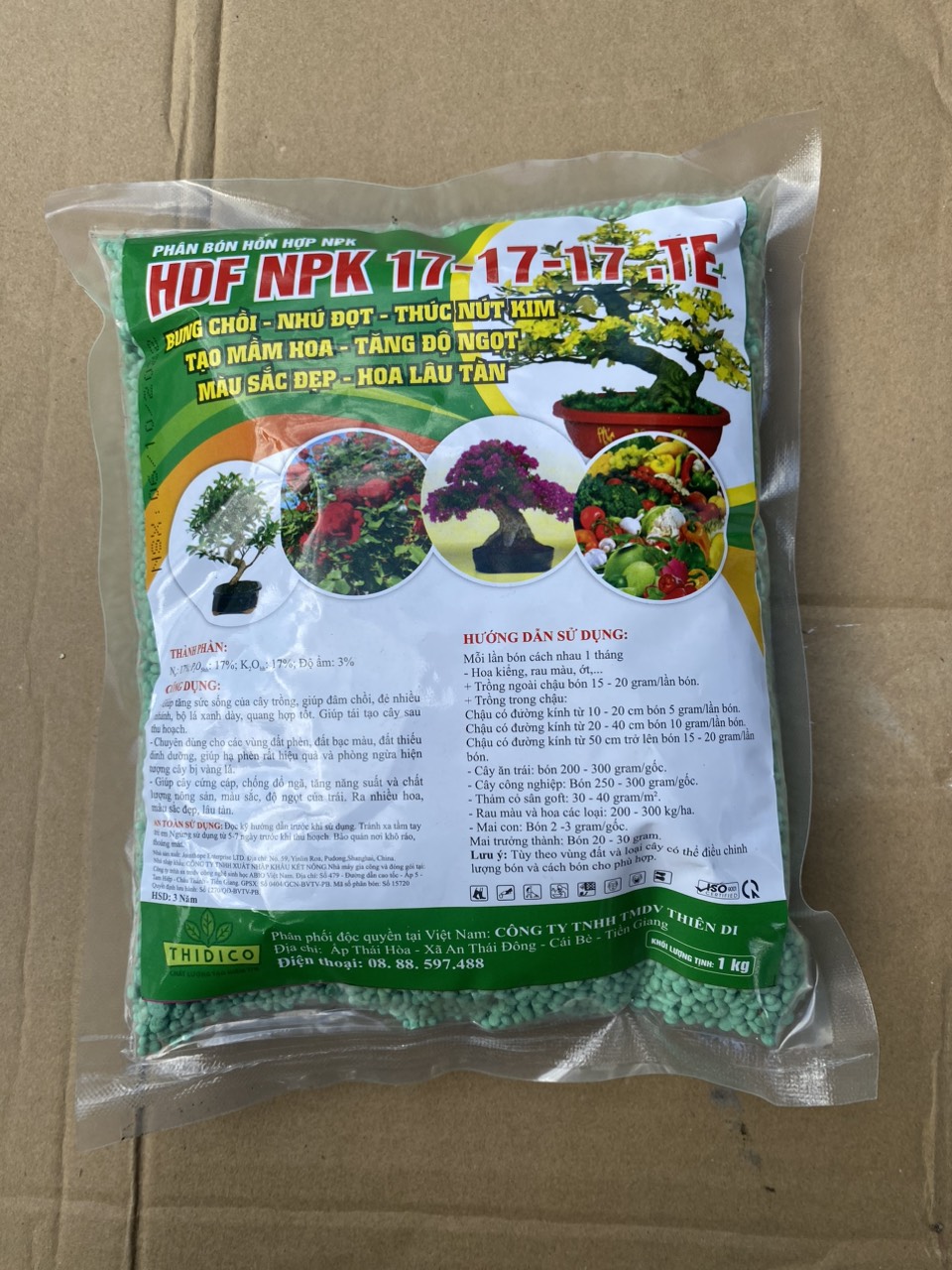 Phân bón gốc NPK 17-17-17 TE 1kg