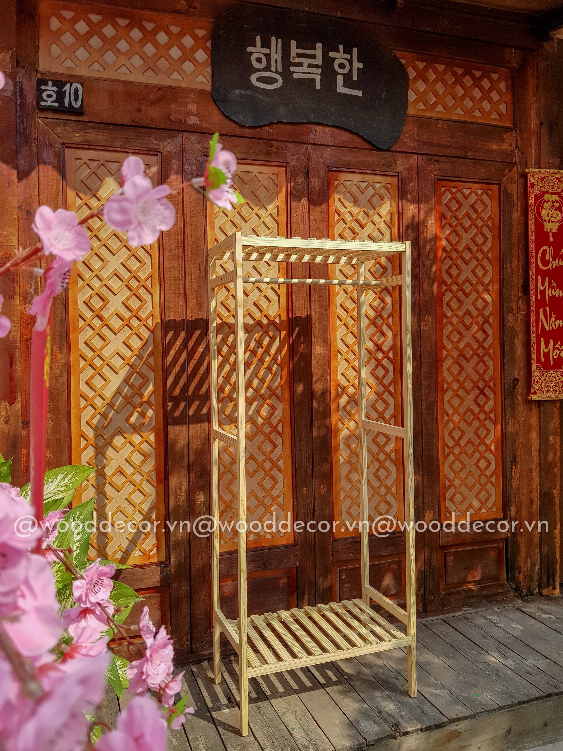 Wooden Shelf Hanger
