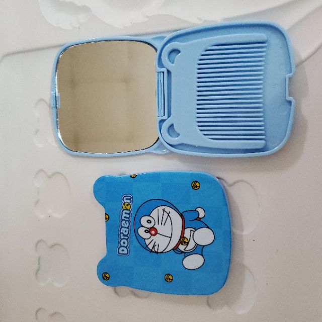 set gương và lược Doraemon
