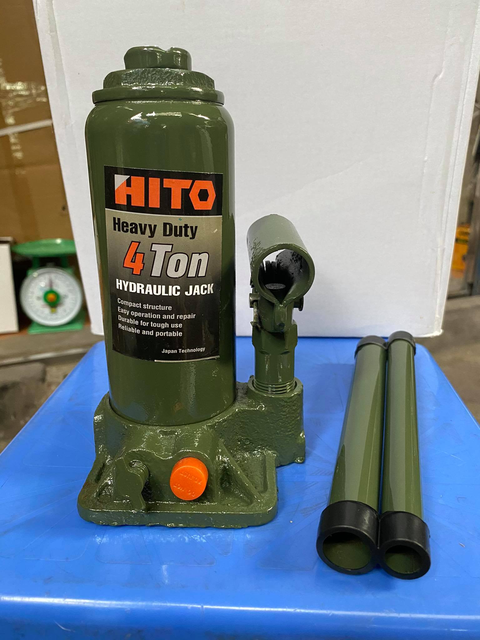 Kích thủy lực ô tô 4 tấn, con đội thủy lực 4 t hito