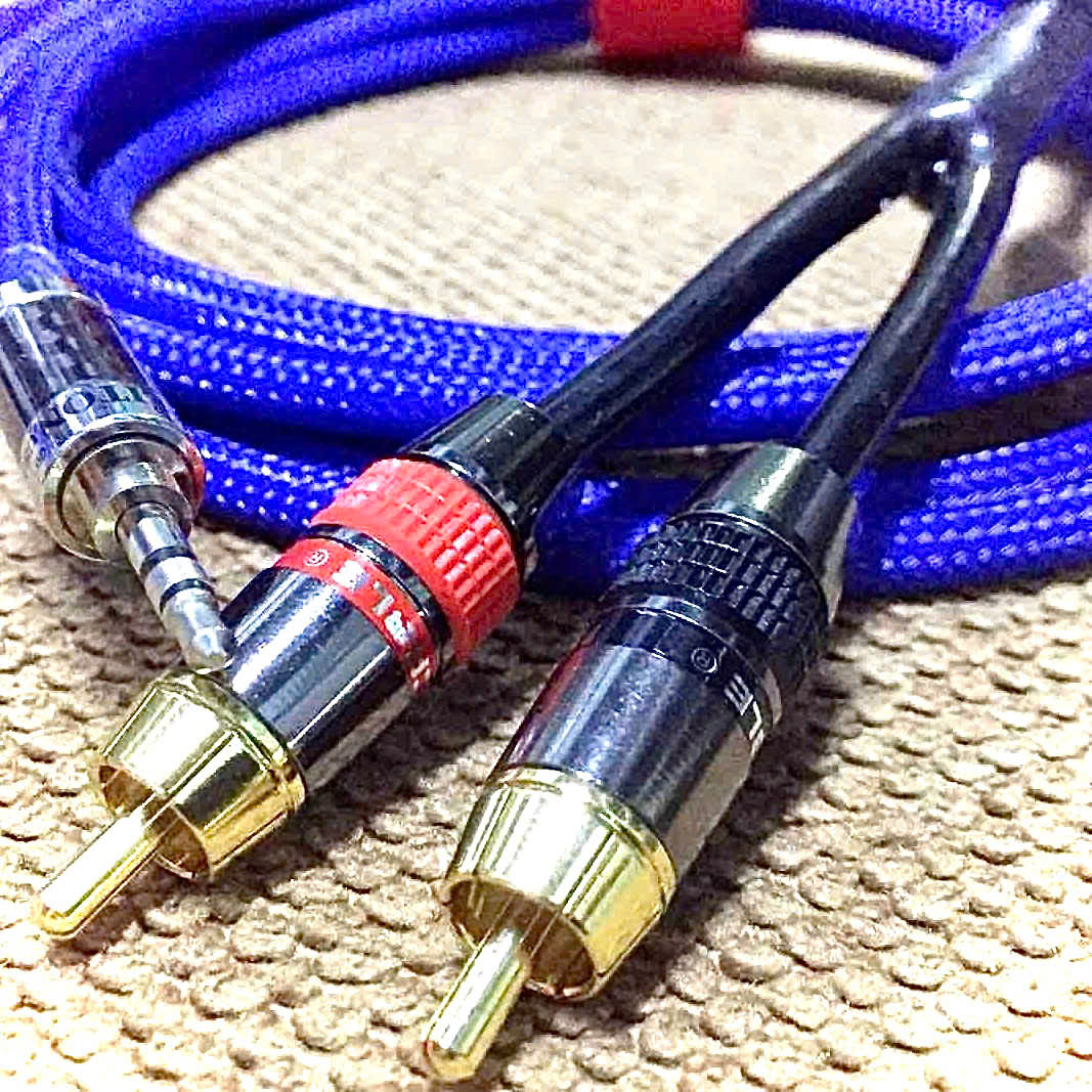 dây phát nhạc laptop Jack 3.5mm sang 2 đầu Jack hoa sen