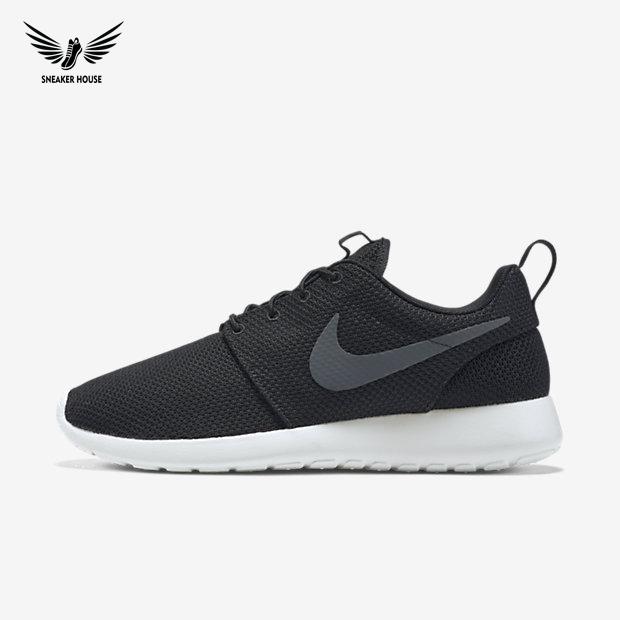 Nike giày chạy bộ Nike Roshe Run 511881-010