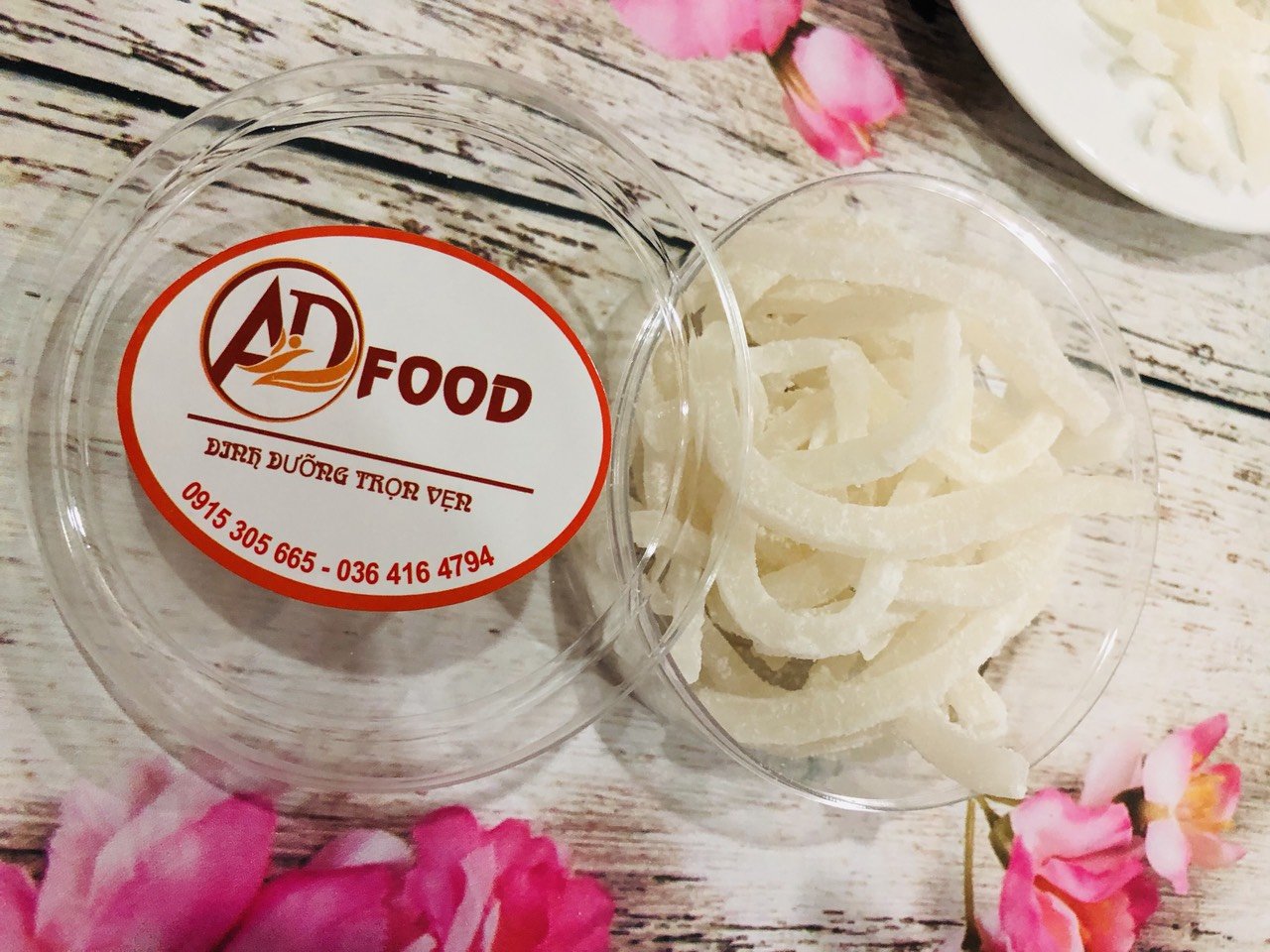 Mứt dừa non dạng sợi ngon gói 200g