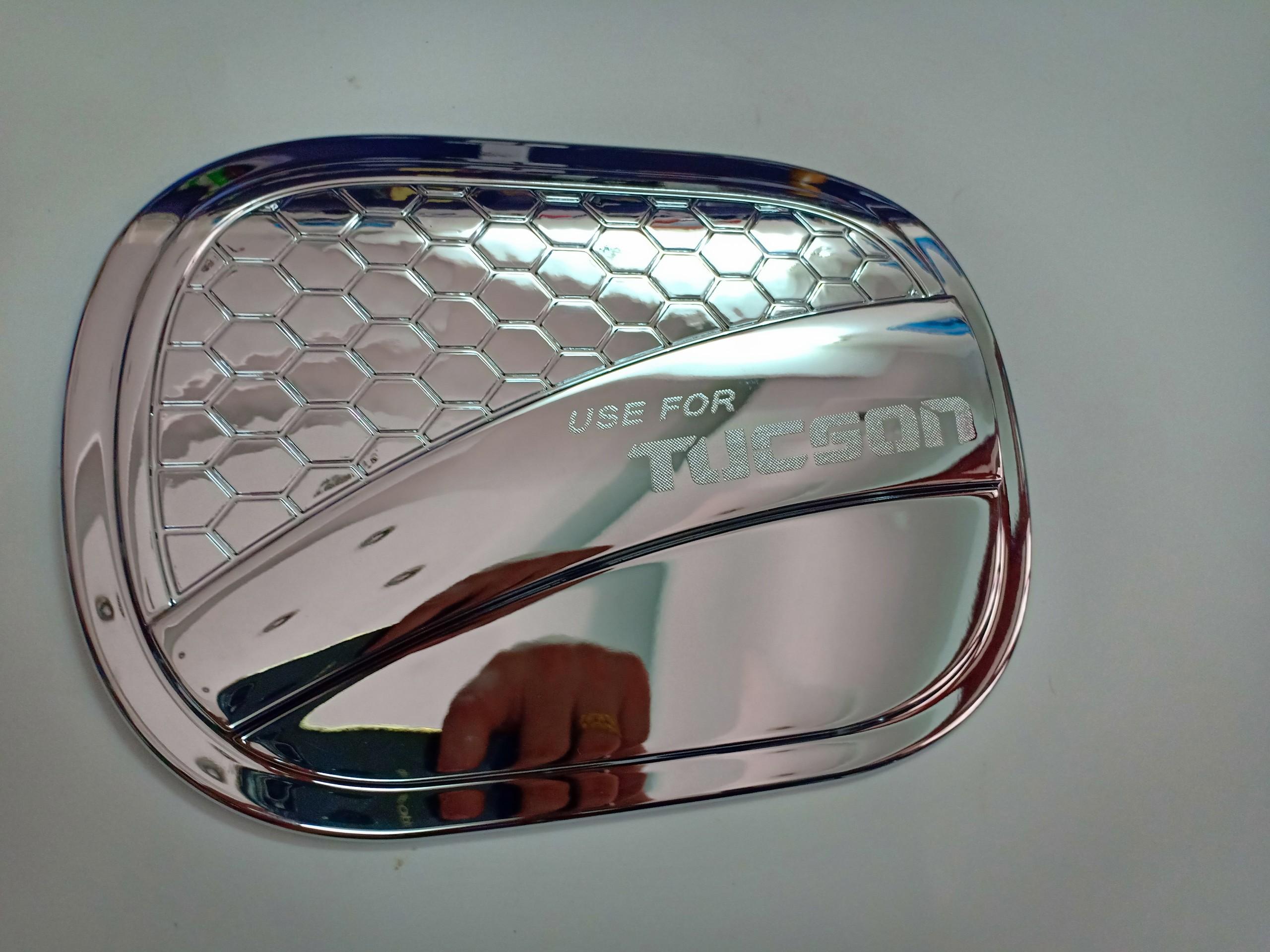 Ốp Nắp Bình Xăng Xe Hyundai Tucson 2018 2019 2020 -Mạ Crom ,Có Sẵn Keo 2 Mặt Dán Siêu Chắc, Dễ Dàng Lắp Đặt, Phụ Kiện Trang Trí Ngoại Thất Xe Sang Trọng Hơn