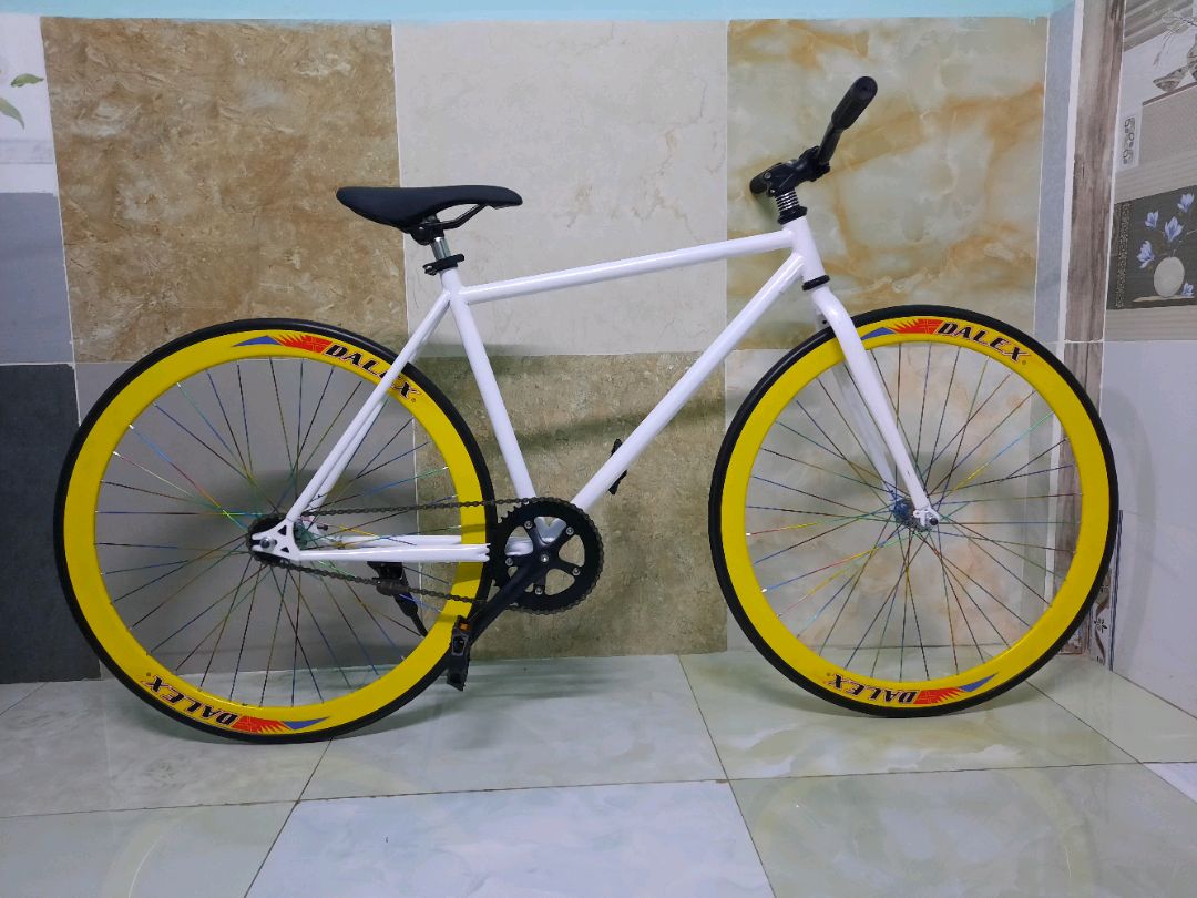 Xe đạp Fixed single vàng trắng New bảo hành 1 năm