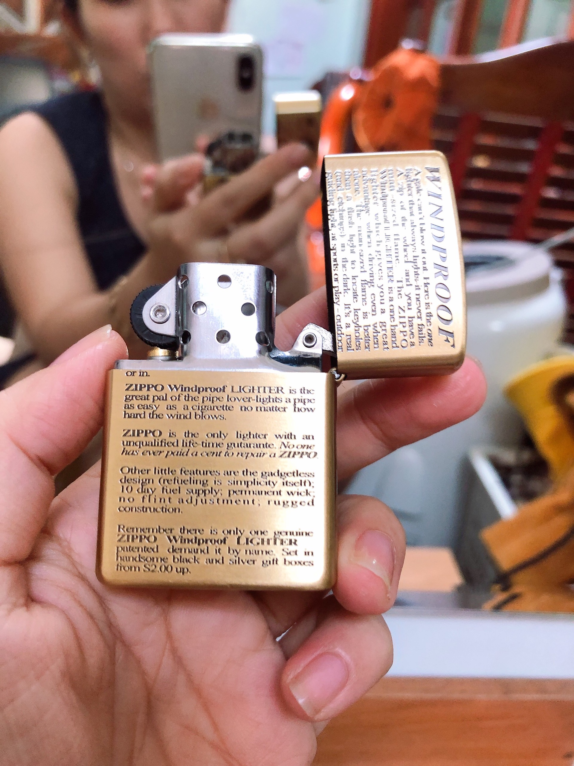 BẬT LỬA ZIPPO KHẮC CHÌM MẪU WINDY GIRL