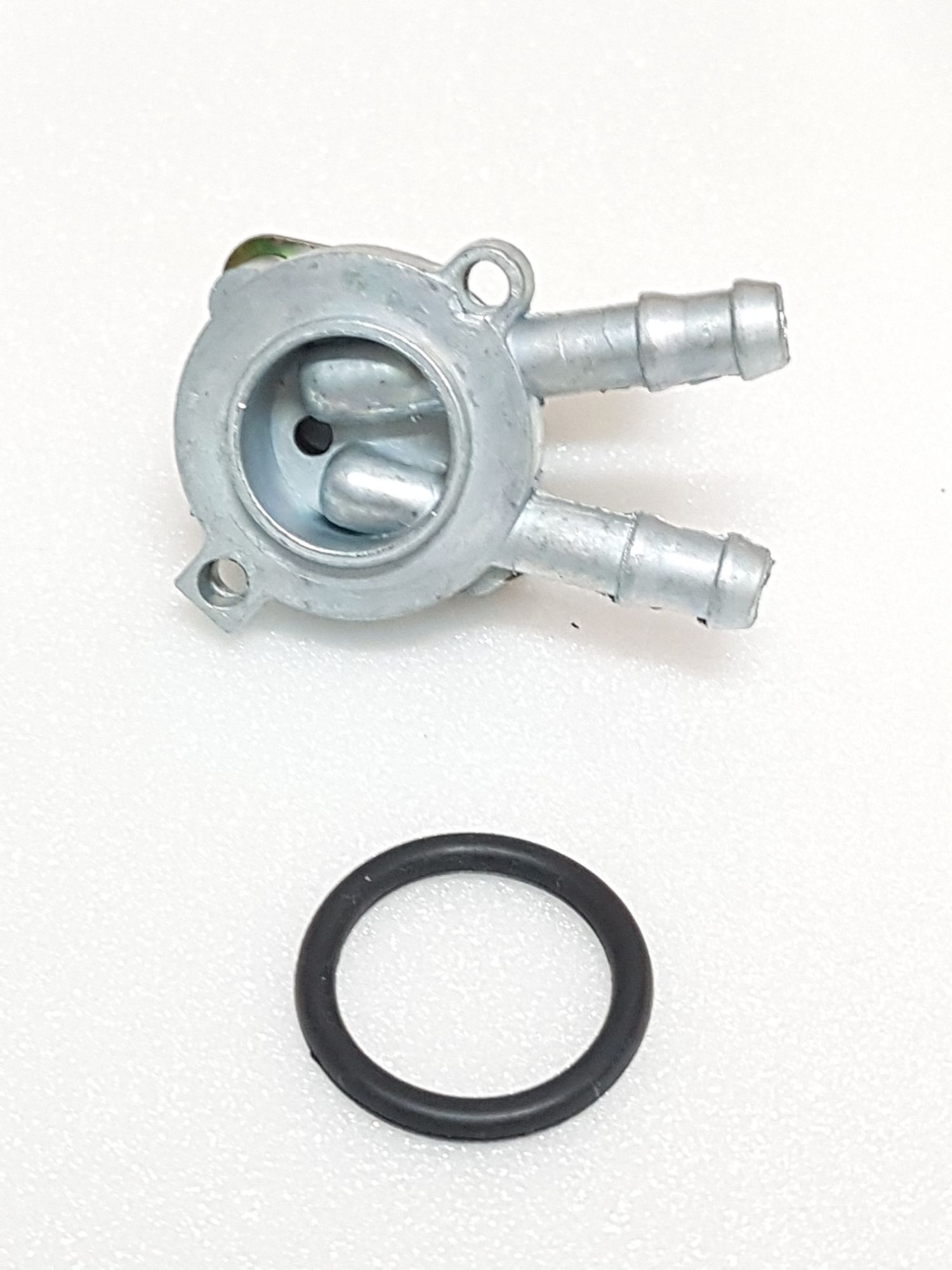 [HCM]KHÓA XĂNG XE CÚP 50 .2.ỐNG