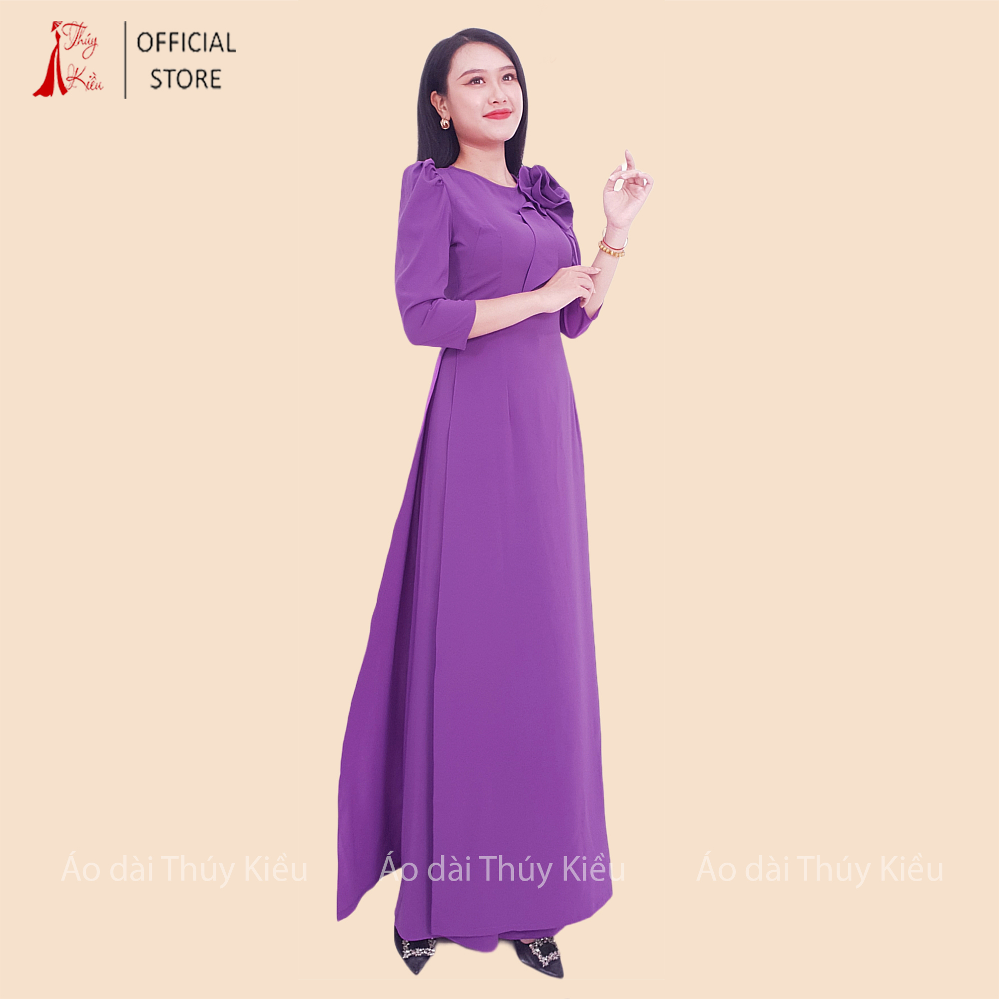 Áo dài trơn lụa Nhật cổ tròn màu tím huế tay bồng A04