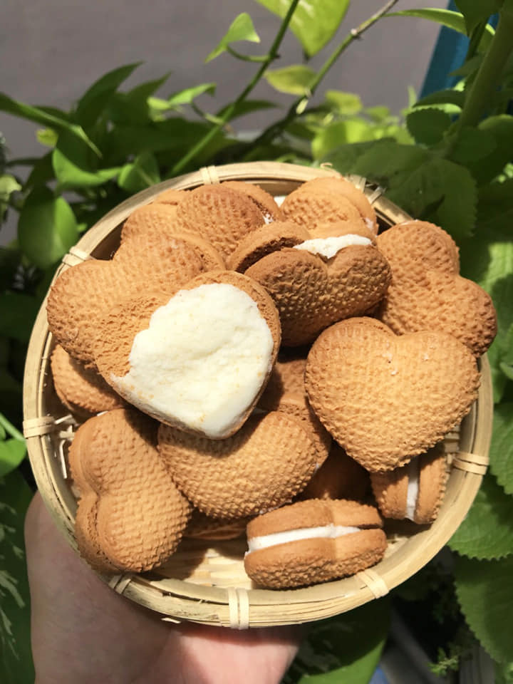 Bánh trái tim kem siêu ngon 500g
