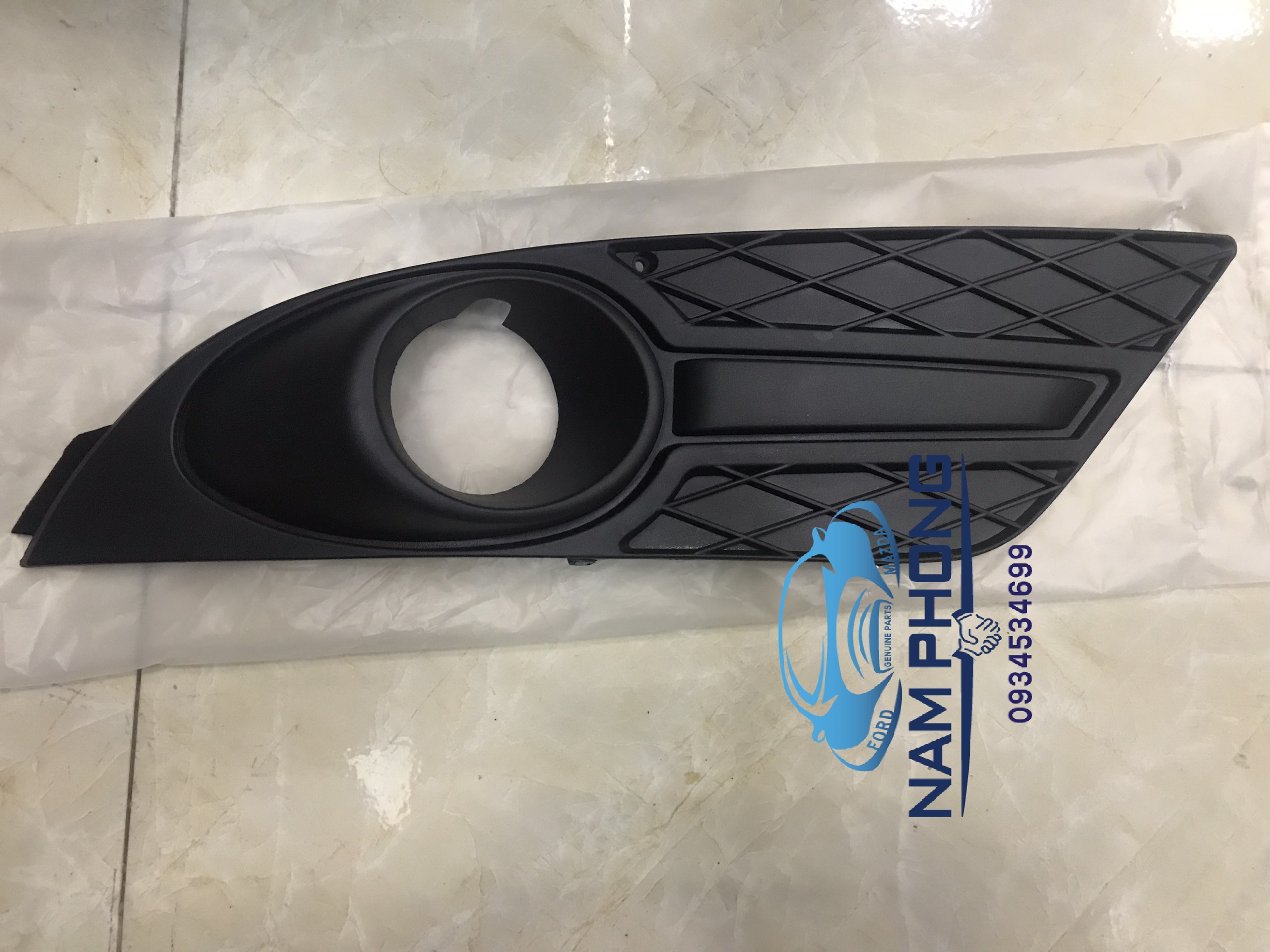 Vành đèn - ốp đèn gầm focus 07 có đèn gầm - 7m5115a245ba / 7m5115a246ba