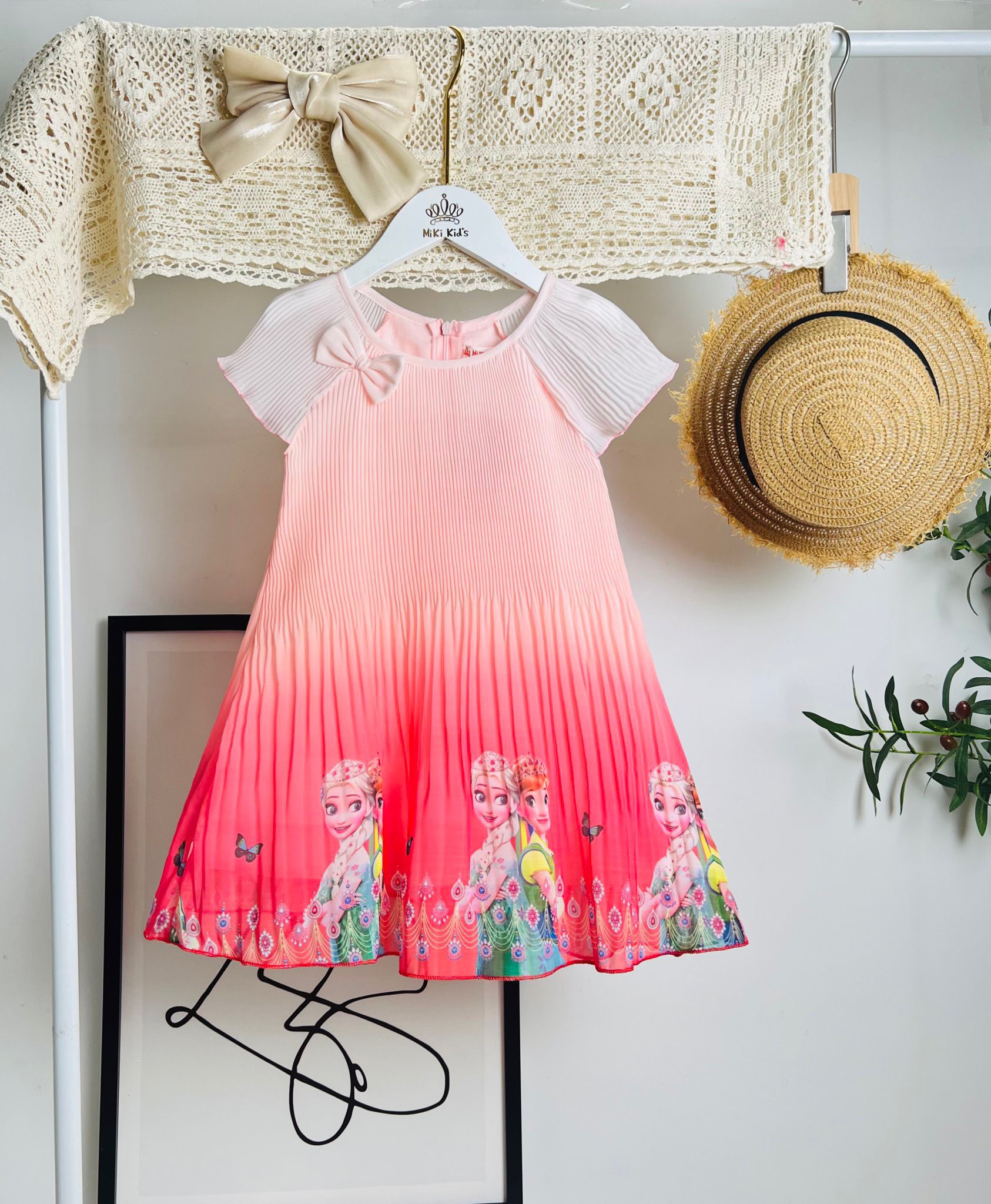 [NEW ARRIVAL] ĐẦM DẬP LY ELSA SIÊU XINH