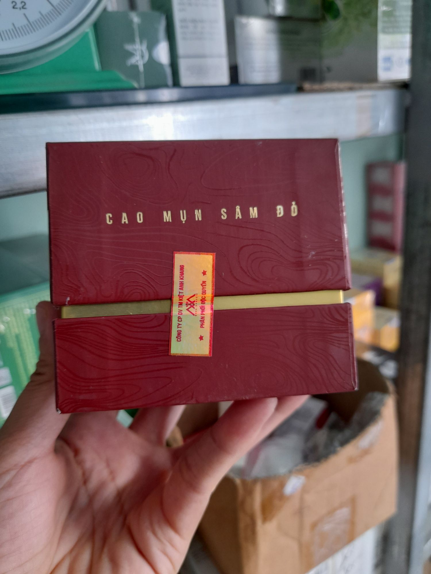 [HCM]cao sâm mụn đỏ hộp lớn chính hãng.