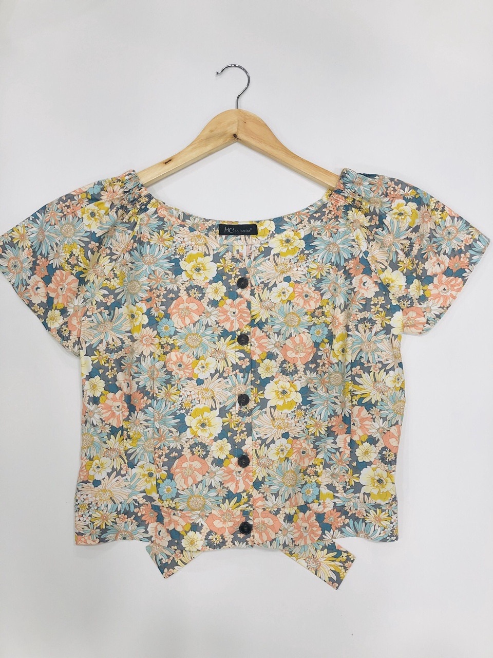 Áo crop-top