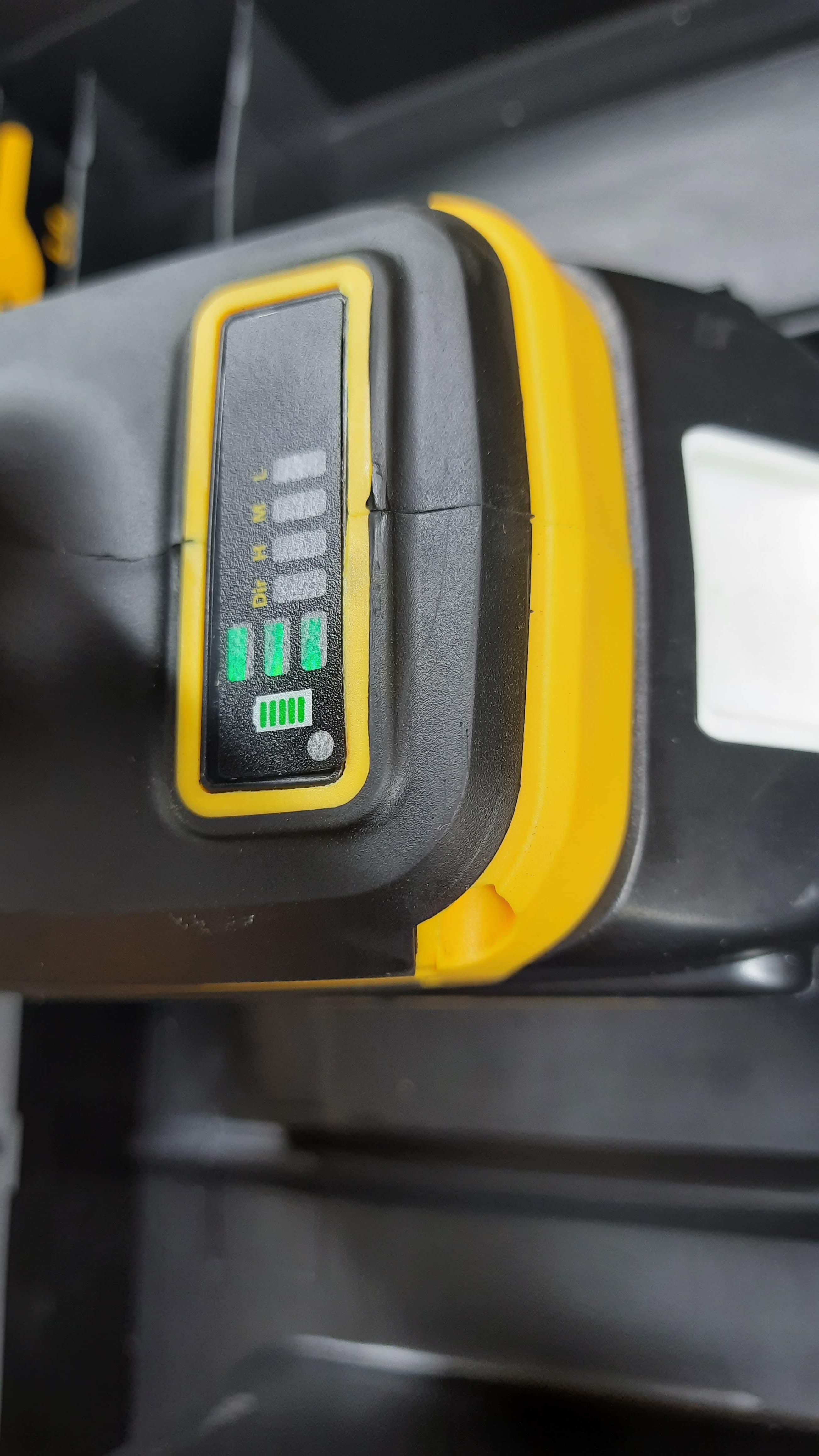 [HCM]Máy khoan pin DeWalt 3 chức năng