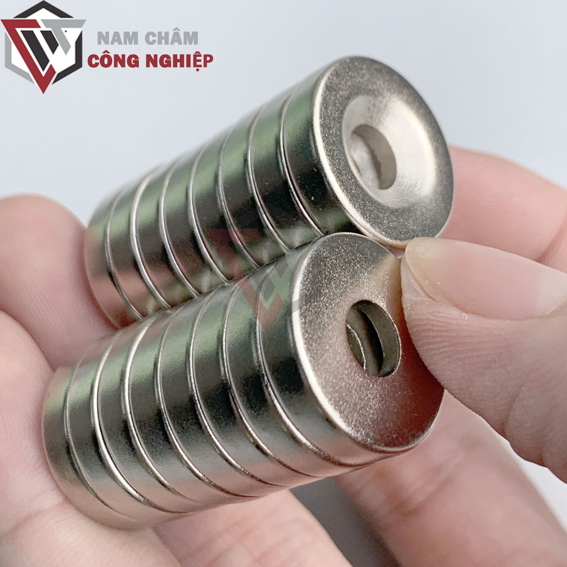 Nam châm tròn 20x5mm lỗ 5mm nam châm có lỗ