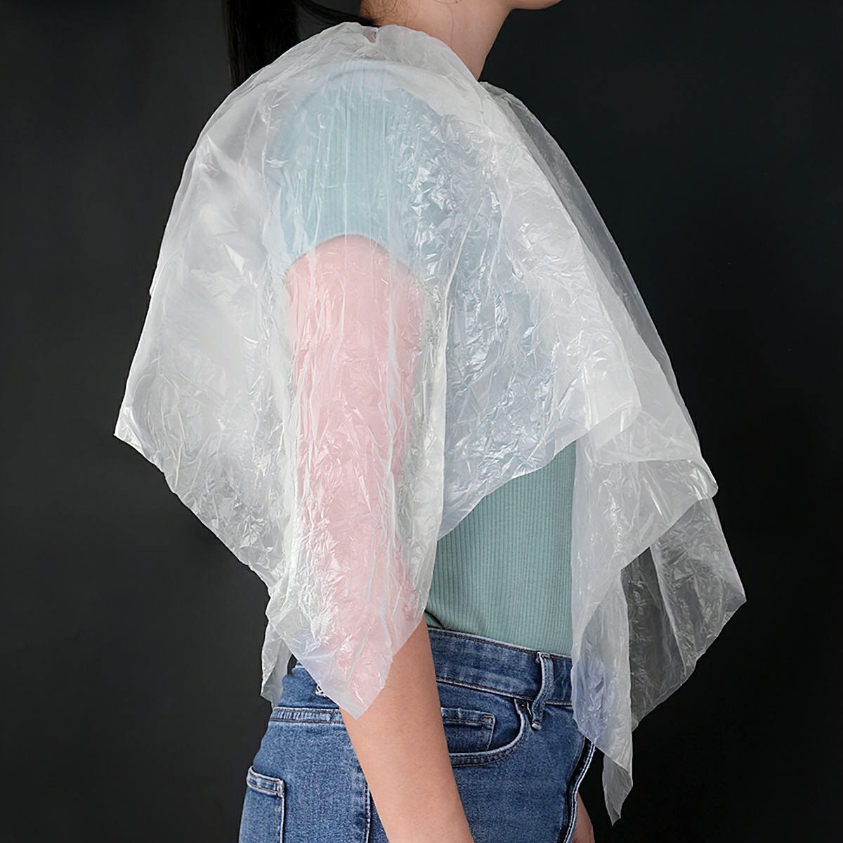 Improved version of thick nylon hair dyeing cape