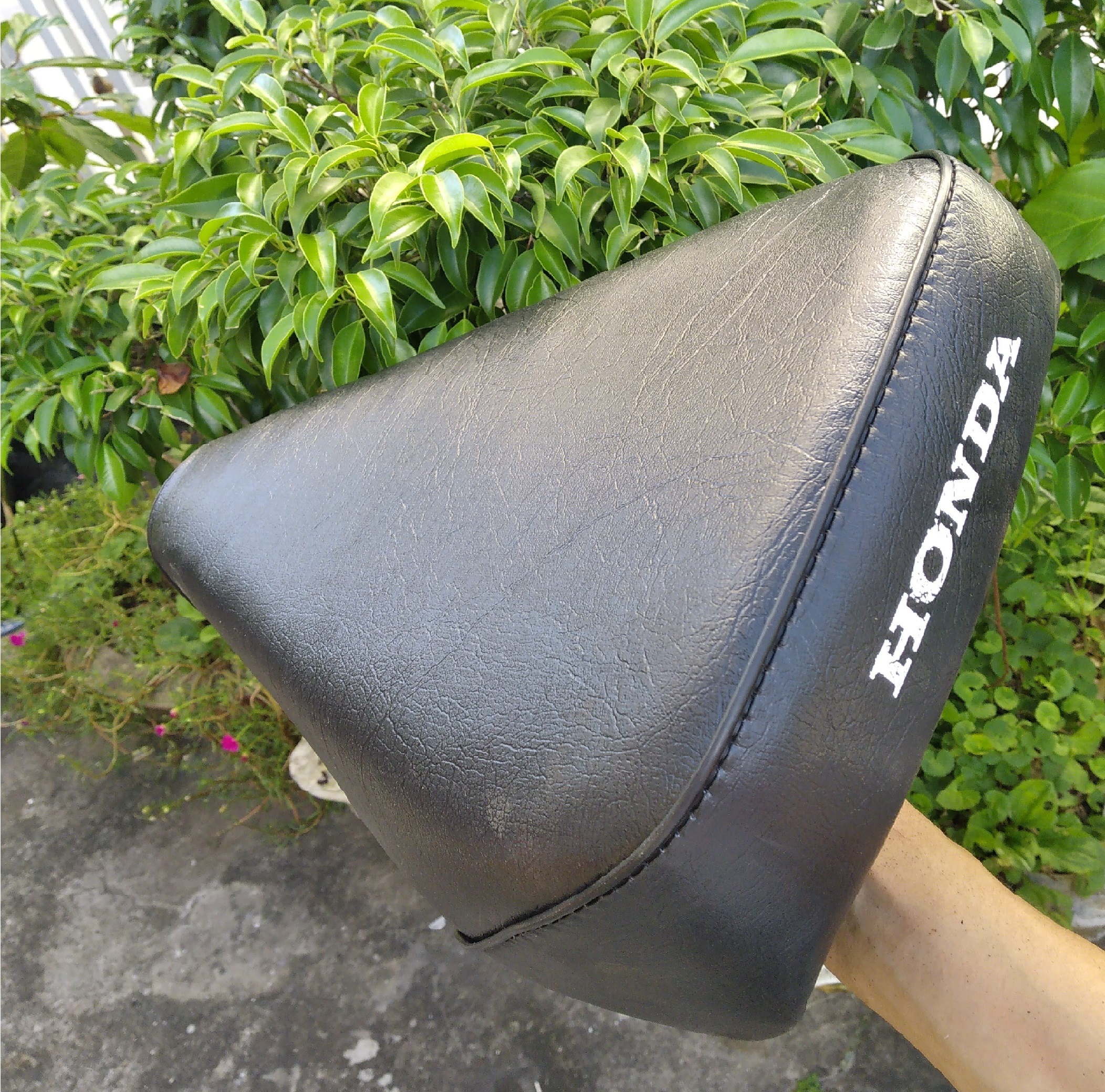 Yên xe honda cup custom 80 81 82 DD