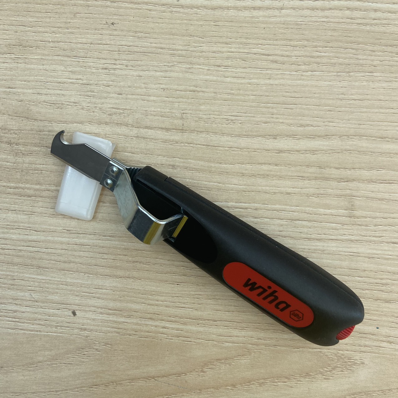 Dao rọc vỏ cáp Wiha 44618