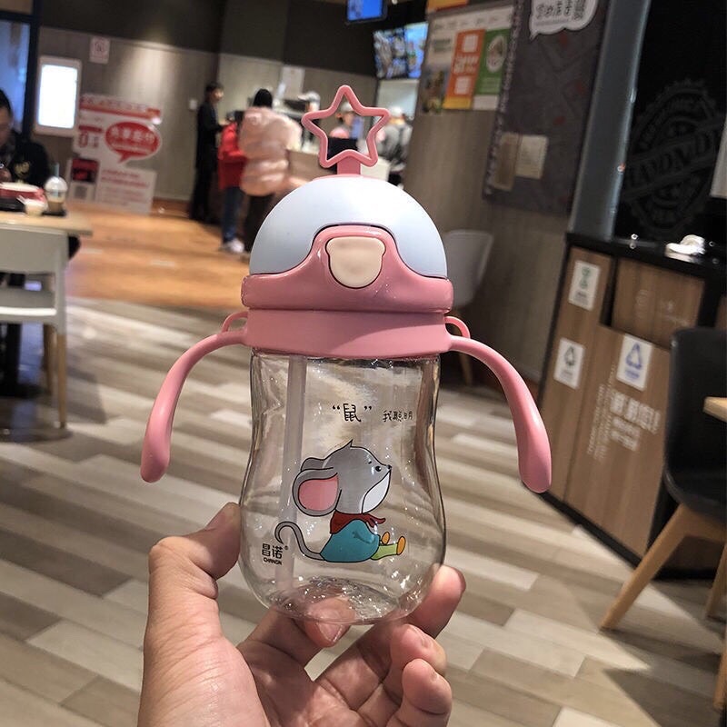 BÌNH NƯỚC CHO BÉ có dây đeo và vòi hút