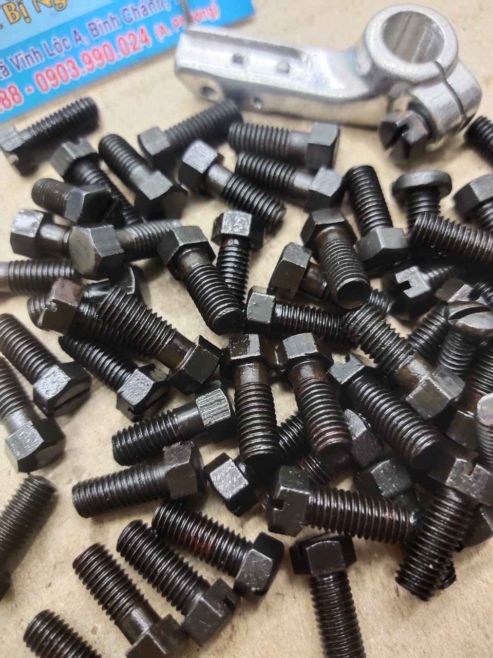 ốc cùi móc dưới vắt sỏ 4 chỉ siruba 747 cao cấp