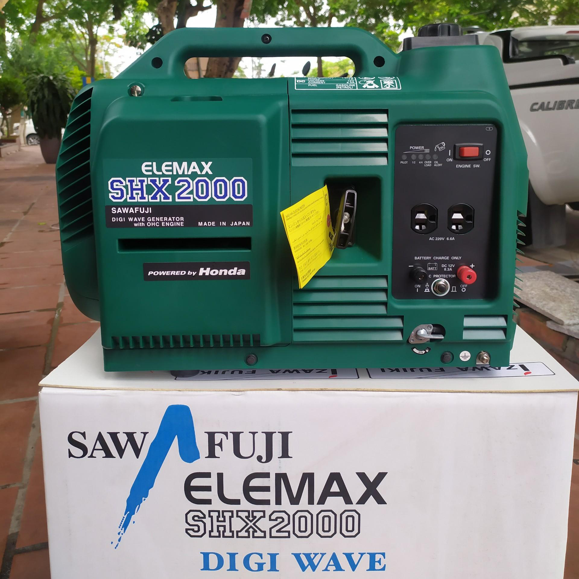 Máy Phát Điện Chạy Xăng 1.5KVA Elemax SHX2000
