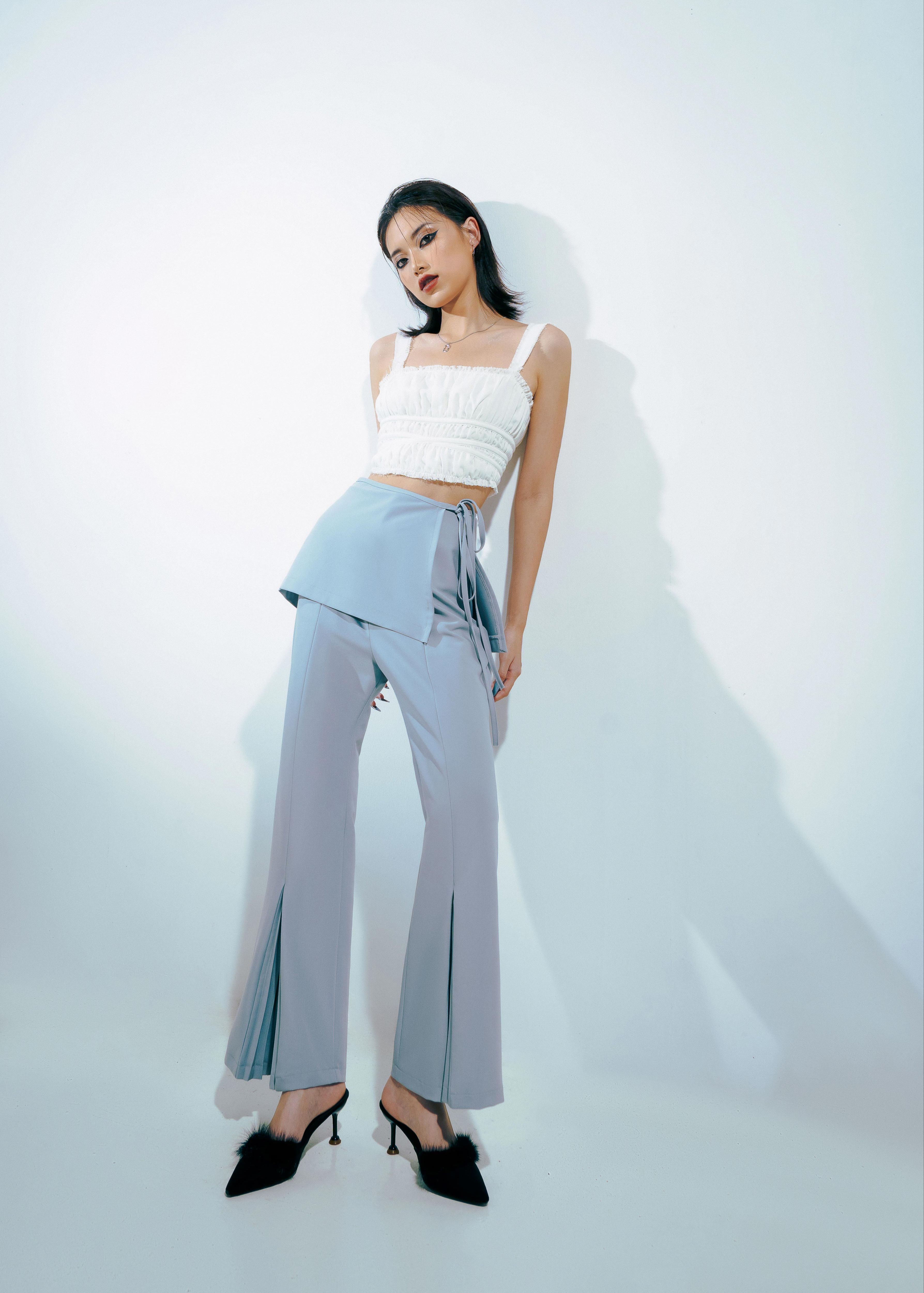 Áo croptop nữ 2 dây cài nút sau lưng | HEBE TOP - CLÉLIE