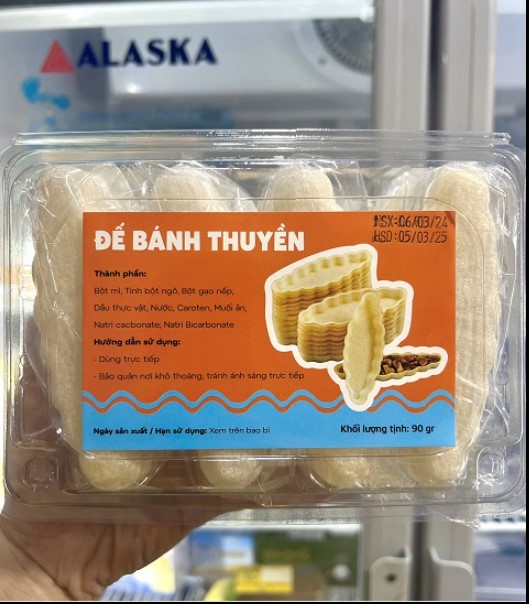 Đế bánh thuyền hộp 60 cái.