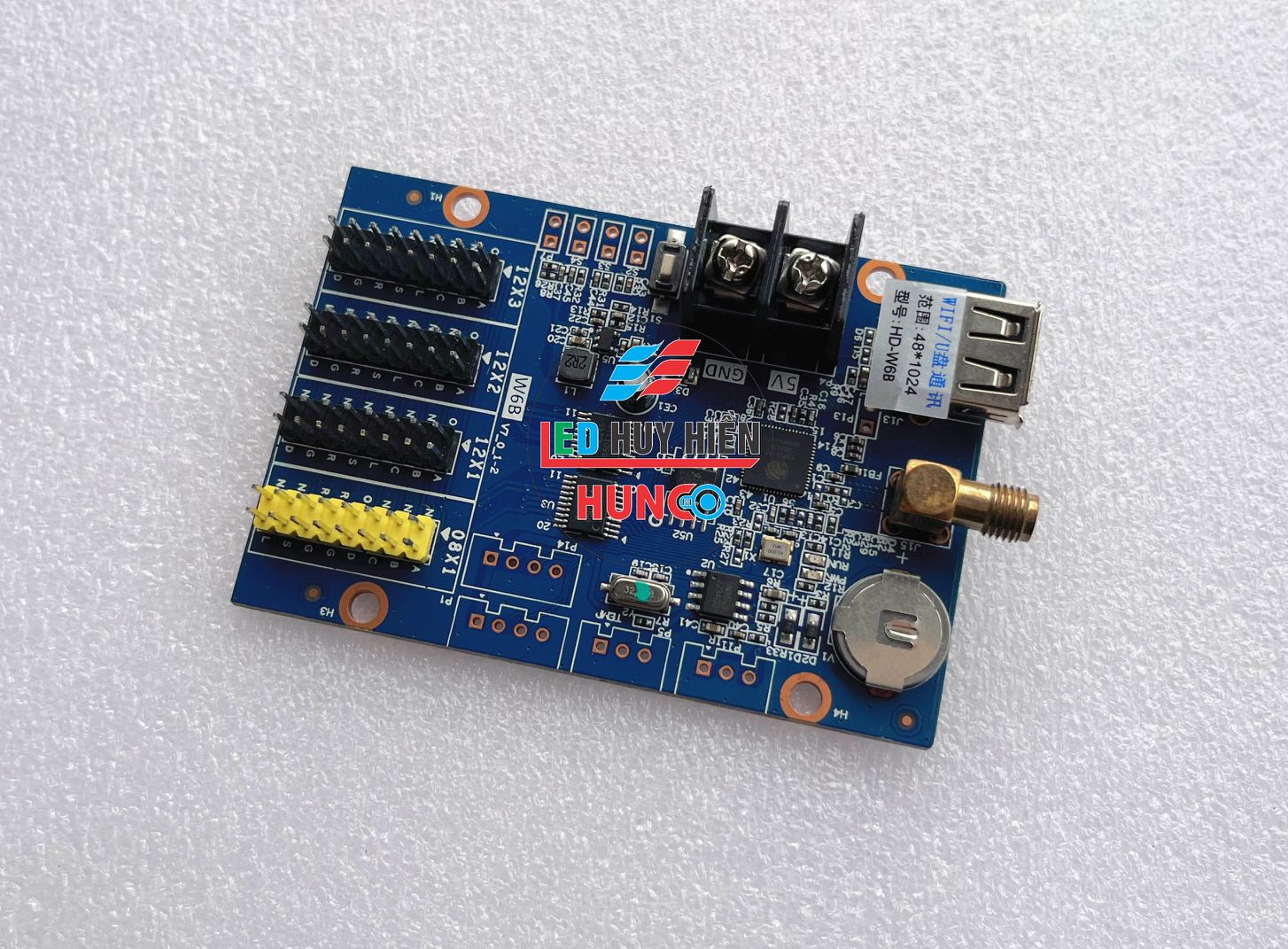 Card HD W6B (USB WIFI) hỗ trợ 3 tầng module Led 1 3 màu