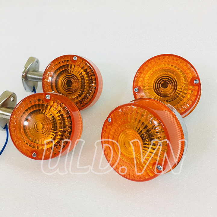 [HCM]ĐÈN XI NHAN TRƯỚC SAU XE 81