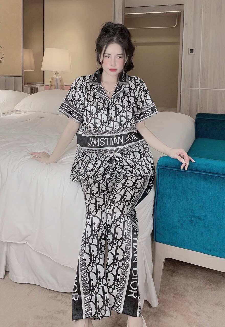 Bộ mặc nhà lụa Dior   Lavomee  Đồ Ngủ Cao Cấp  Facebook