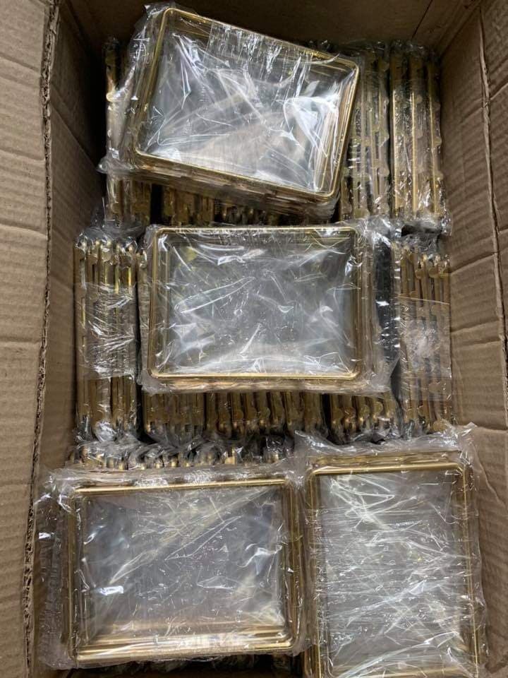 Bọc biển số vàng - 39353