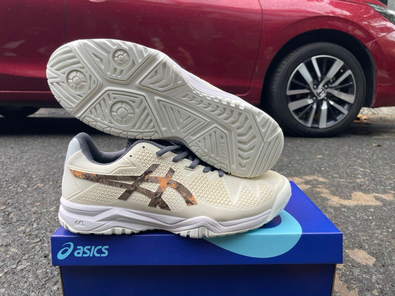 Giày thể thao ASICS chuyên tennis