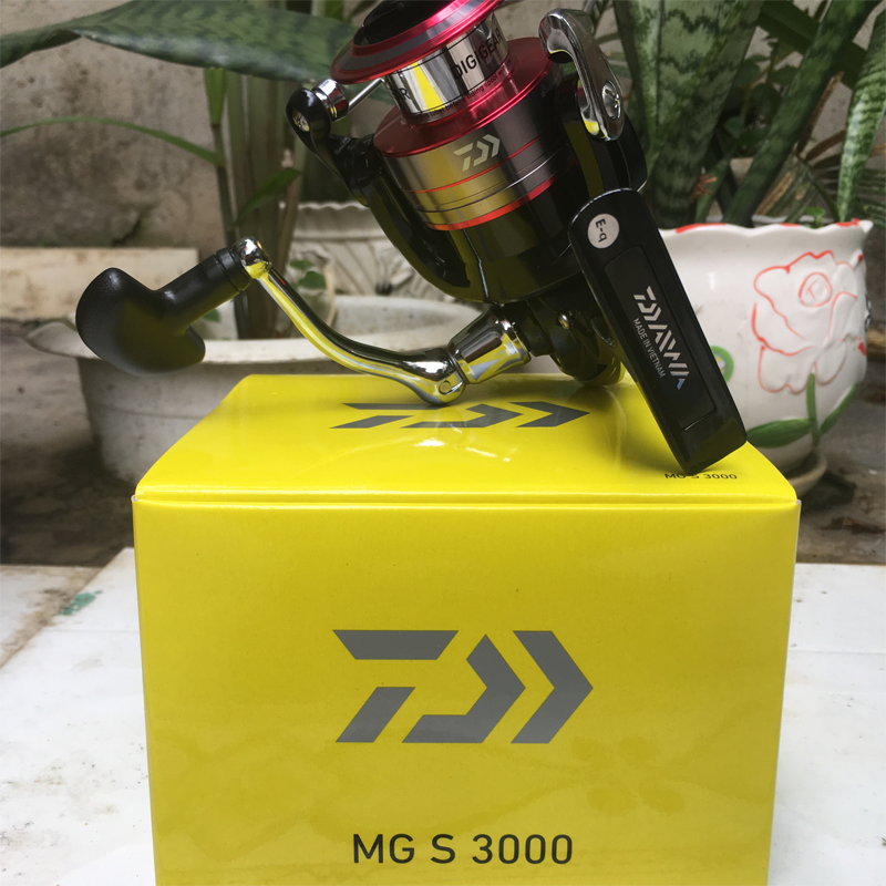 Máy câu cá Daiwa MGS chính hãng