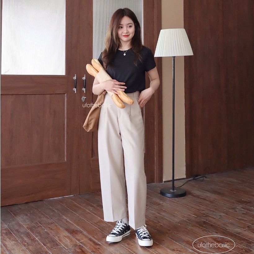 [Nhập LAZLOOK99 GIẢM 100K/500K] Quần ống rộng dáng suông lửng các màu – Basic Trousers – ufo.thebasic