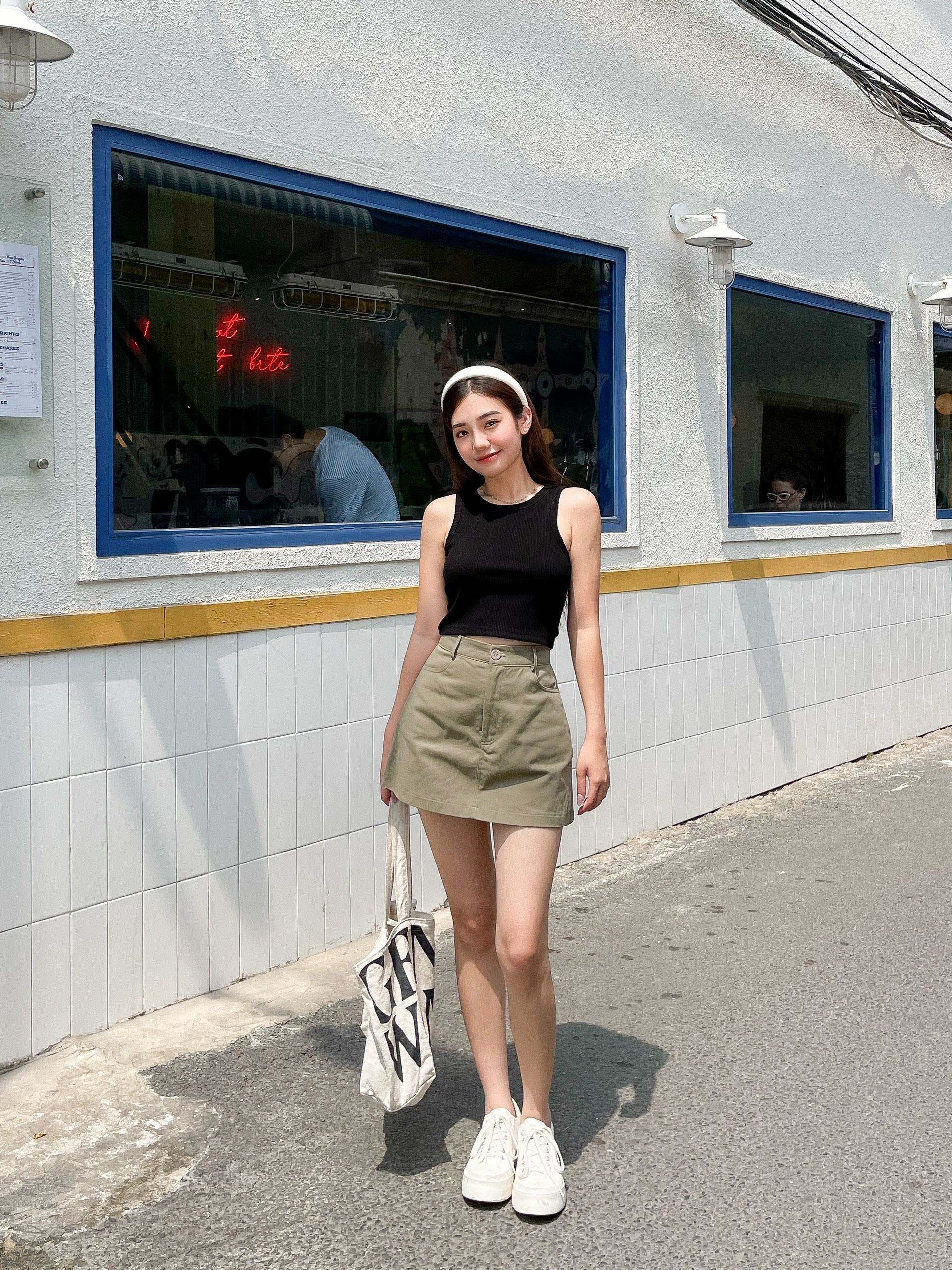 ZAREEN | CHÂN VÁY CHỮ A BASIC VAA29 XANH RÊU