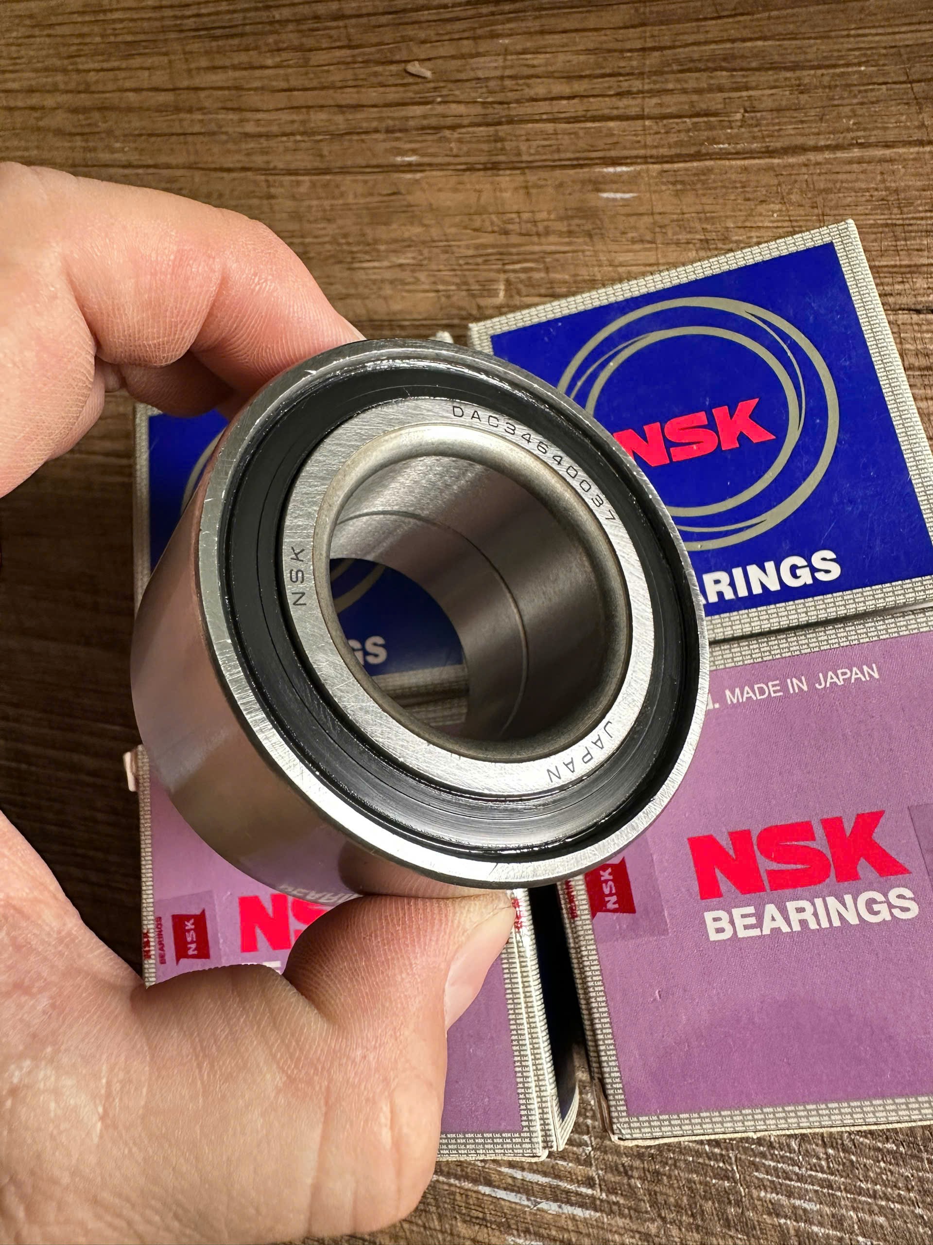 Bạc Đạn Bánh Trước Daewoo Lanos,Gentra,Aveo,Spark (Không ABS) NSK JAPAN