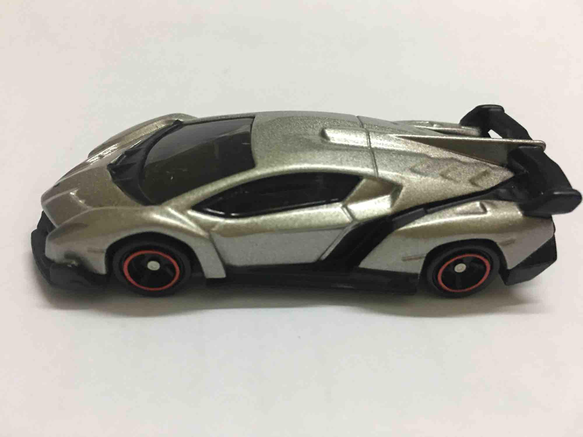 Xe mô hình Tomica Siêu Xe