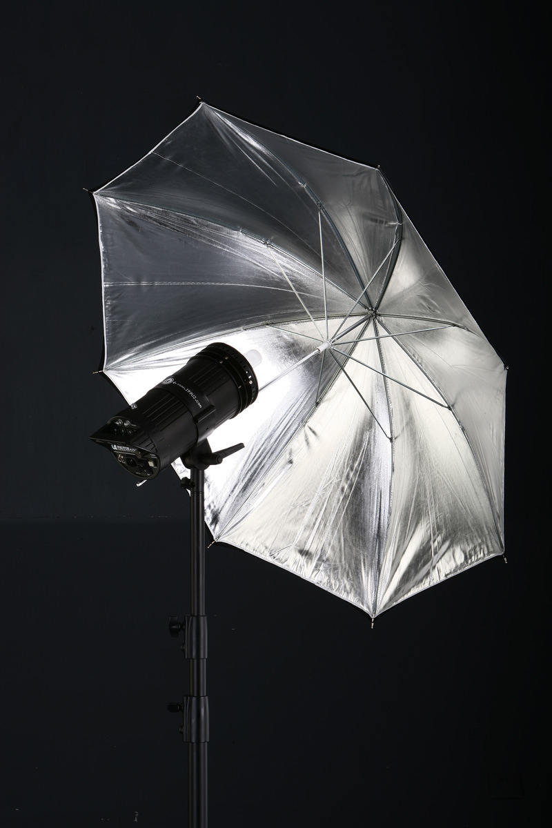 Dù hắt sáng phản đen bạc 83CM 33 inh hỗ trợ chụp ảnh cho studio