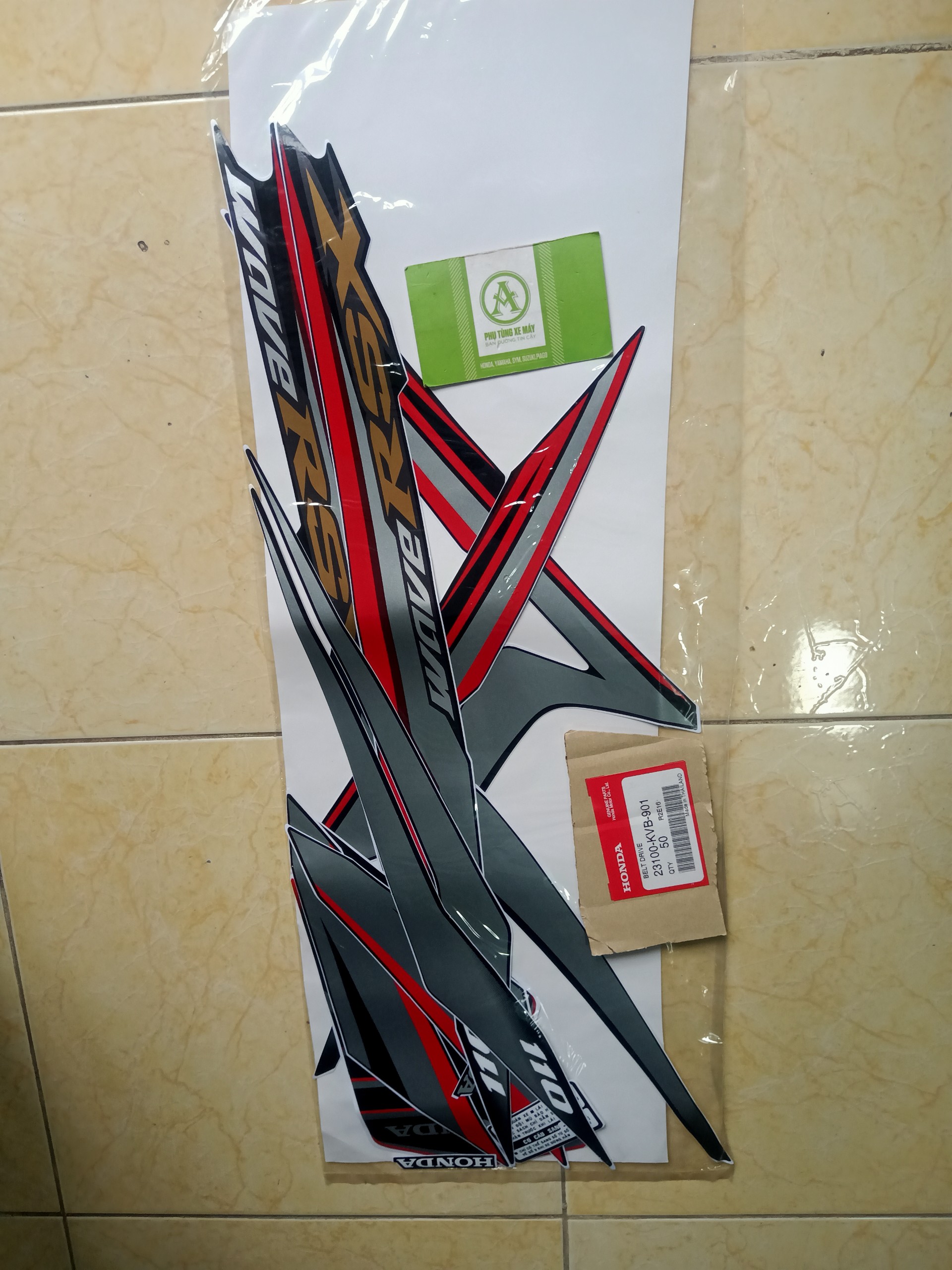 TEM XE RSX 2014 ĐỎ 3 LỚP