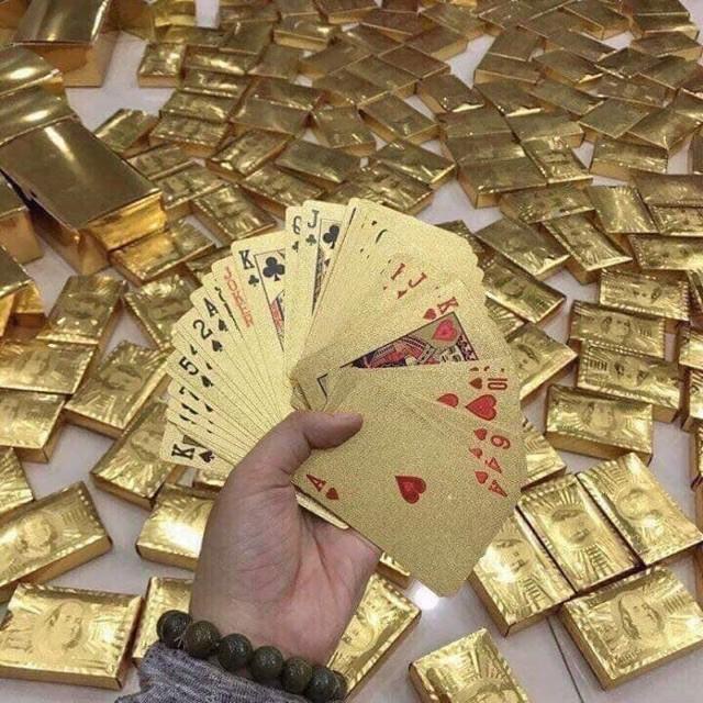 Bộ bài tây mạ vàng - Bài tây may mắn