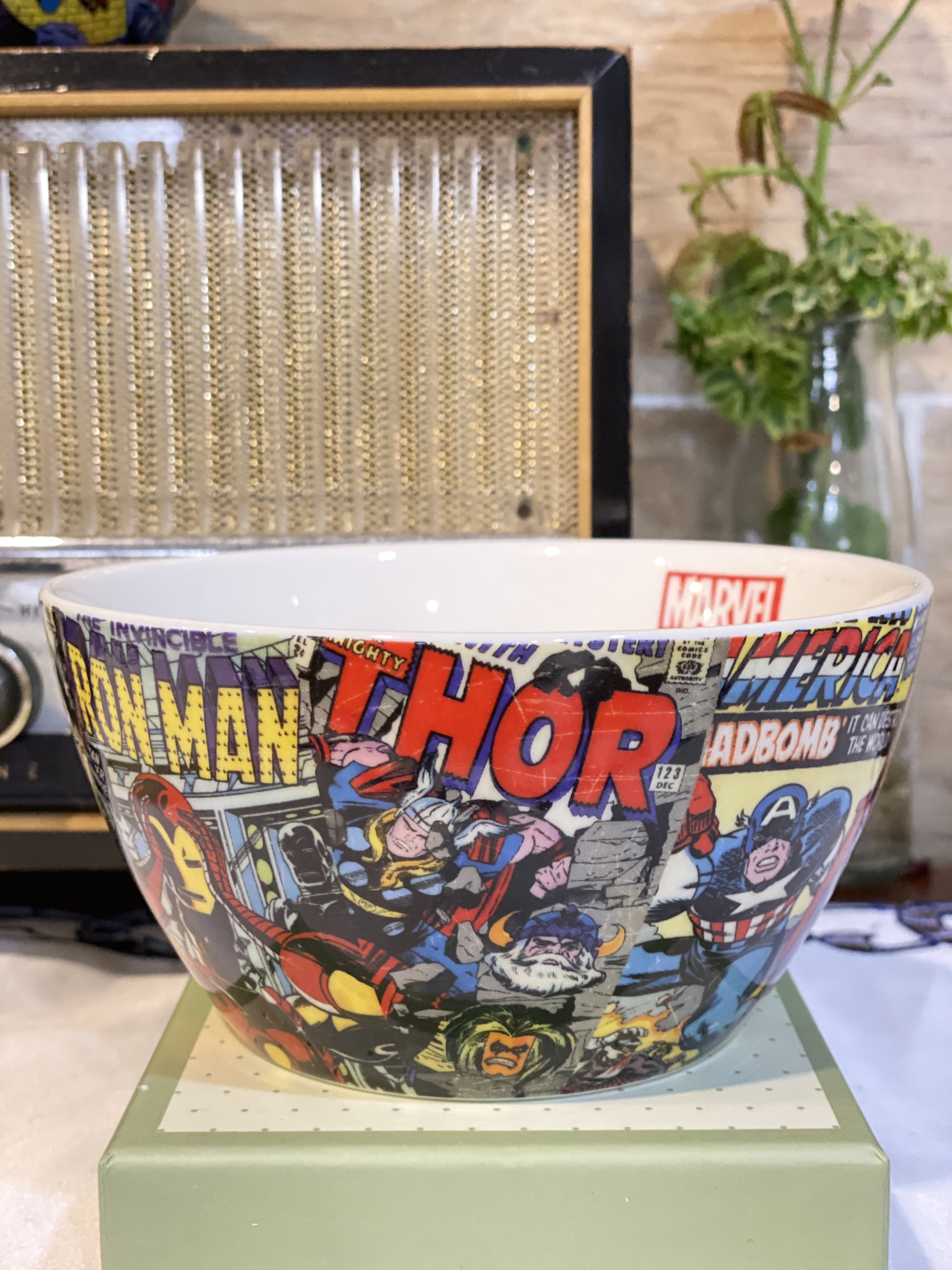Chính Hãng Marvel - Bộ hai chén truyện tranh Marvel- Marvel Comic Bowl