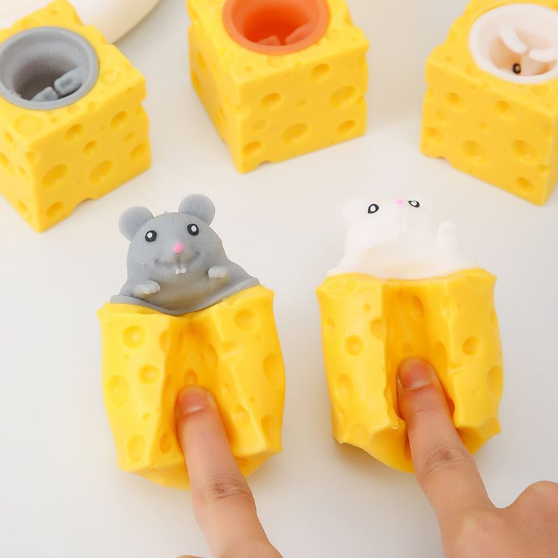 Đồ chơi squishy bóp phô mai chuột siêu dễ thương 4cm